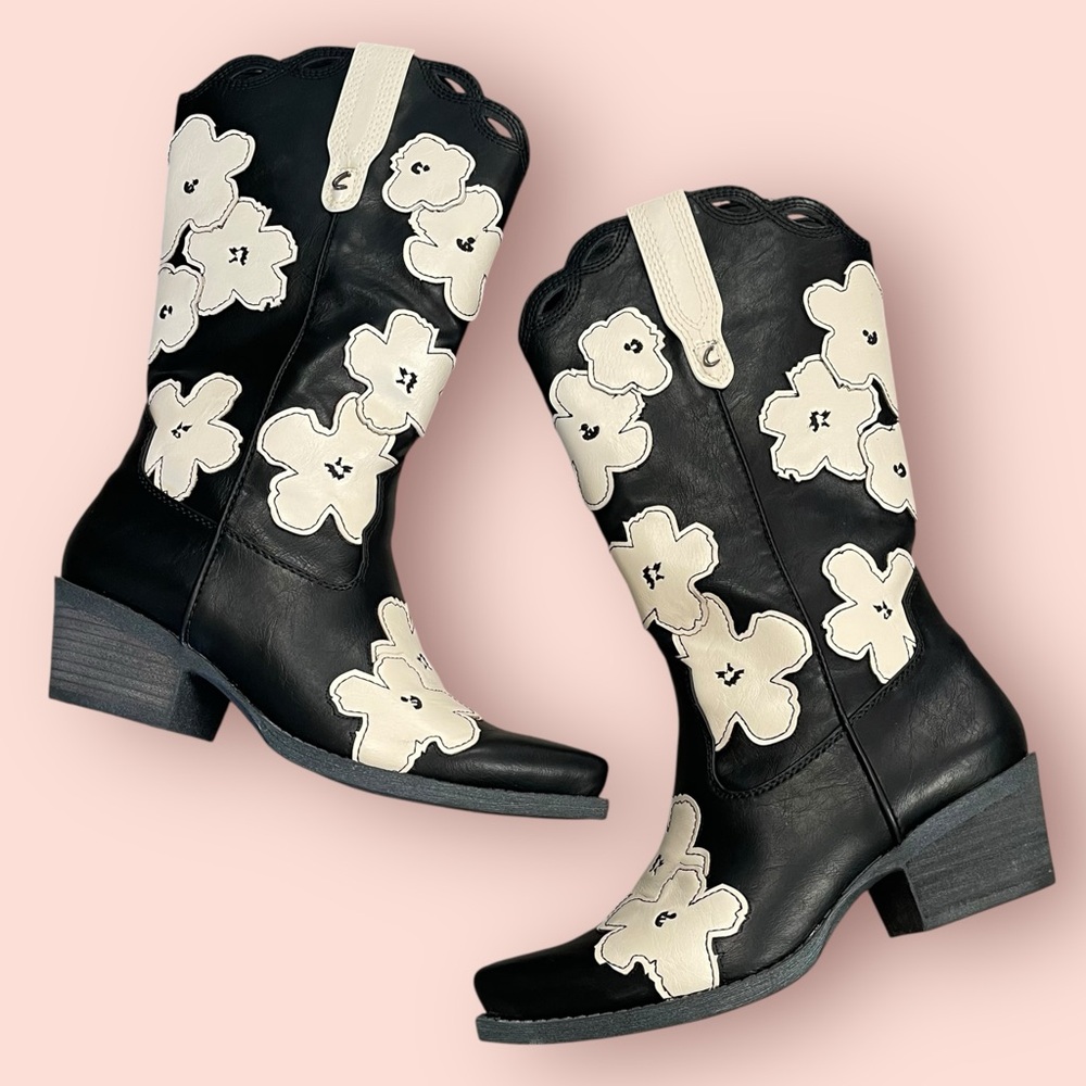 Circus NY by Sam Edelman Jill 2 Western Boot in Black/Modern Ivory Size 5.5